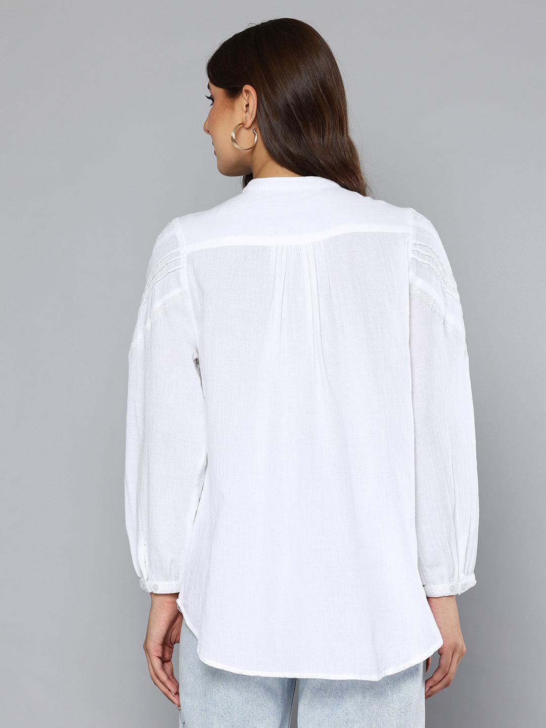 Embroidered cotton white top
