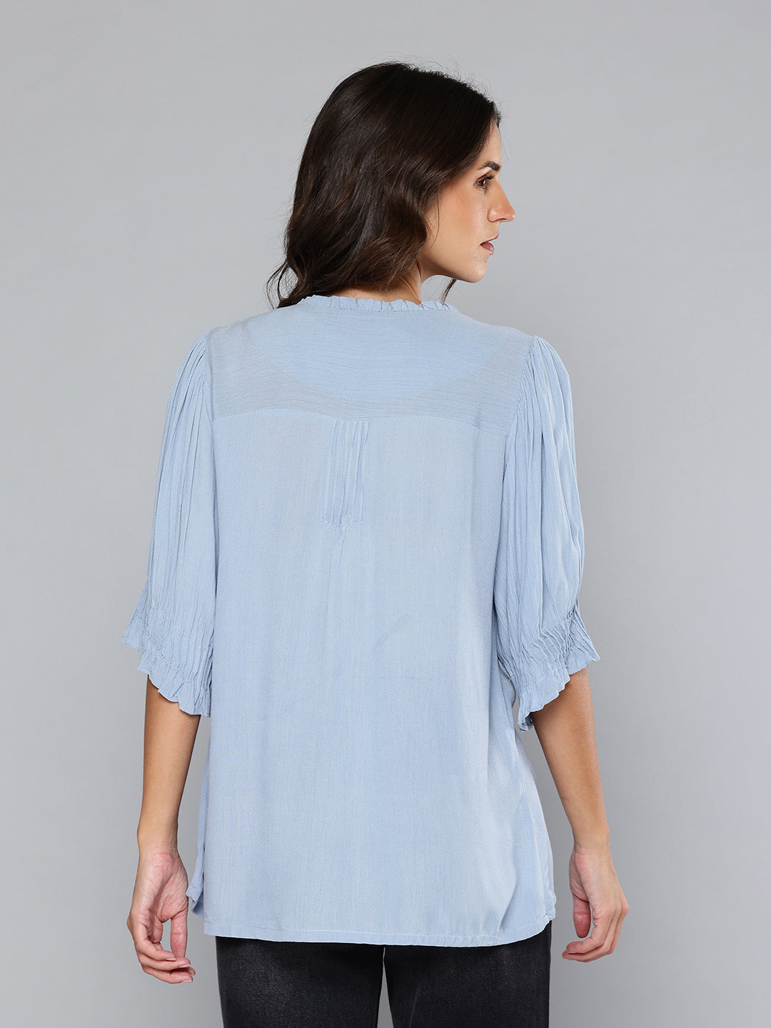 Pintuck details sky blue top
