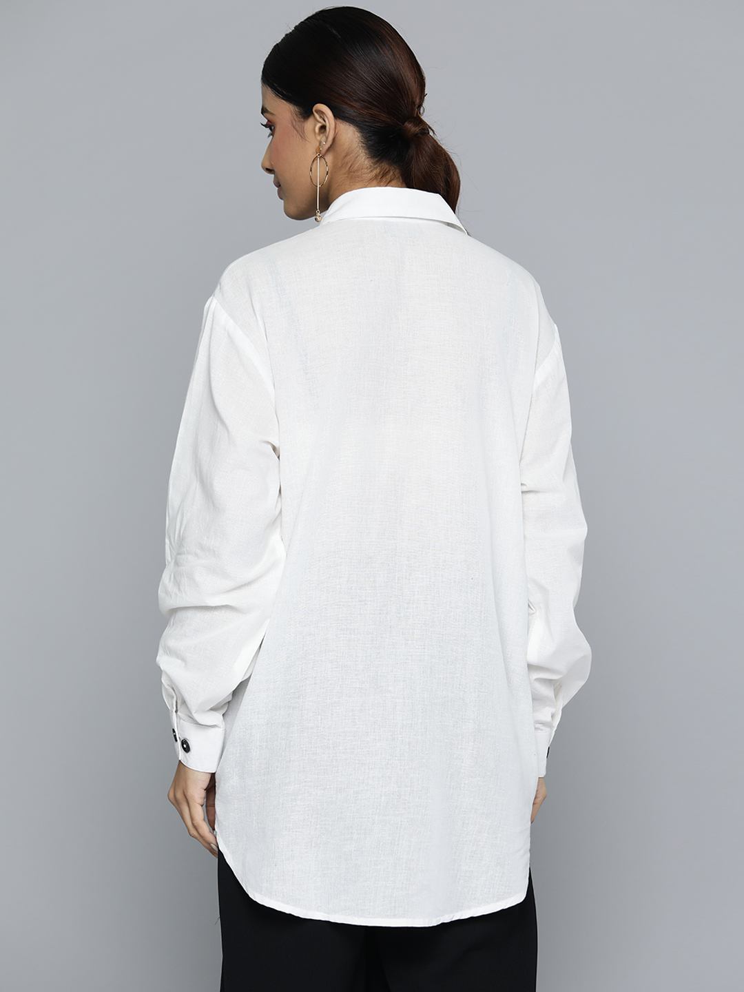 Scoup white-linen-shirt-with-raw-edge-patched-pleat-detail