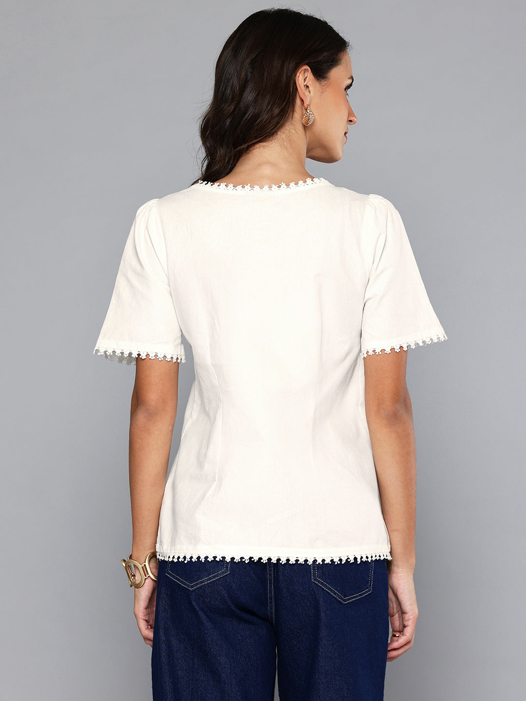 Lace detail top