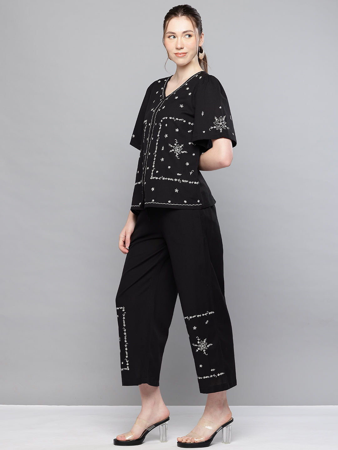 【新品未使用】CLANE/CORD EMBROIDERY TOPS Shop Ivory Spiral Cotton Top by Cord Studio | Shop Cult Modern