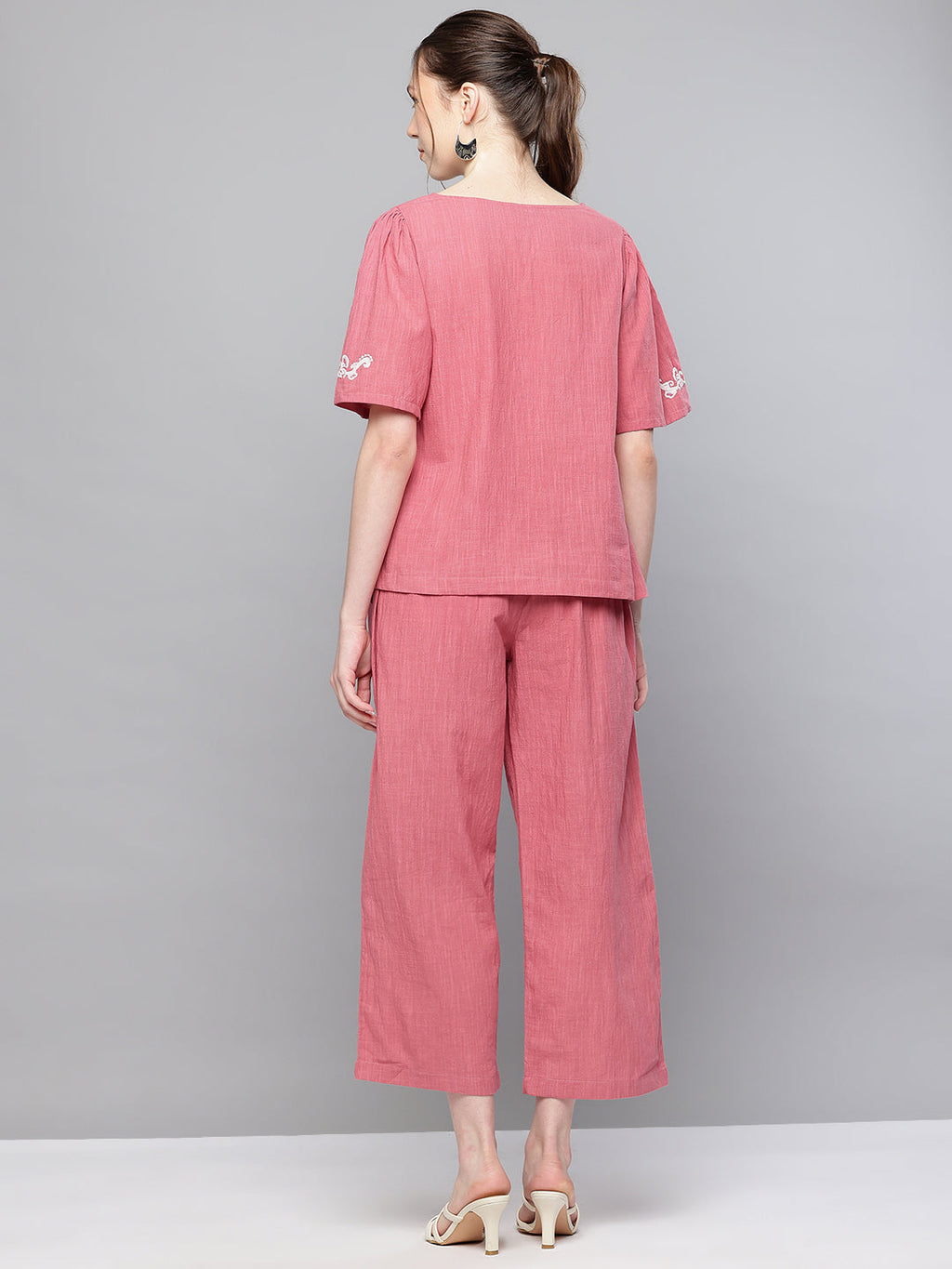 Cotton embroidered cordset